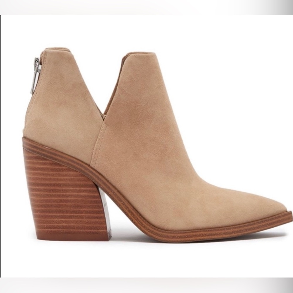 Vince Camuto Gigietta Suede Bootie Tortilla 6.5
